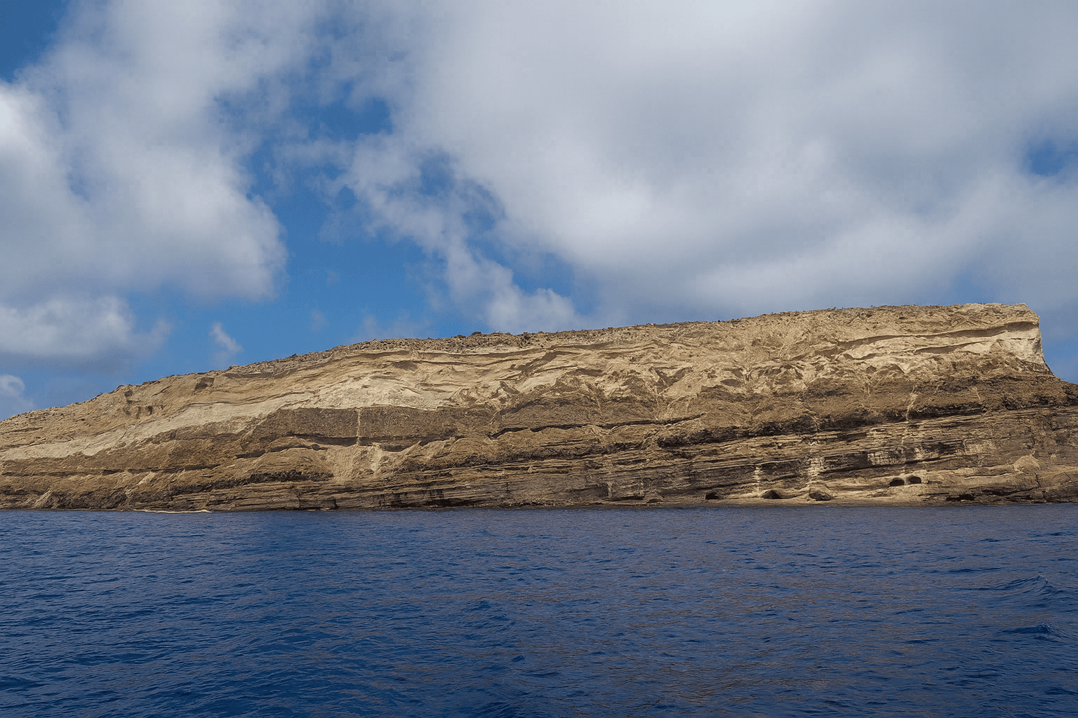 Scuba diving at Aspronisi Wall (White Island Wall) in Santorini