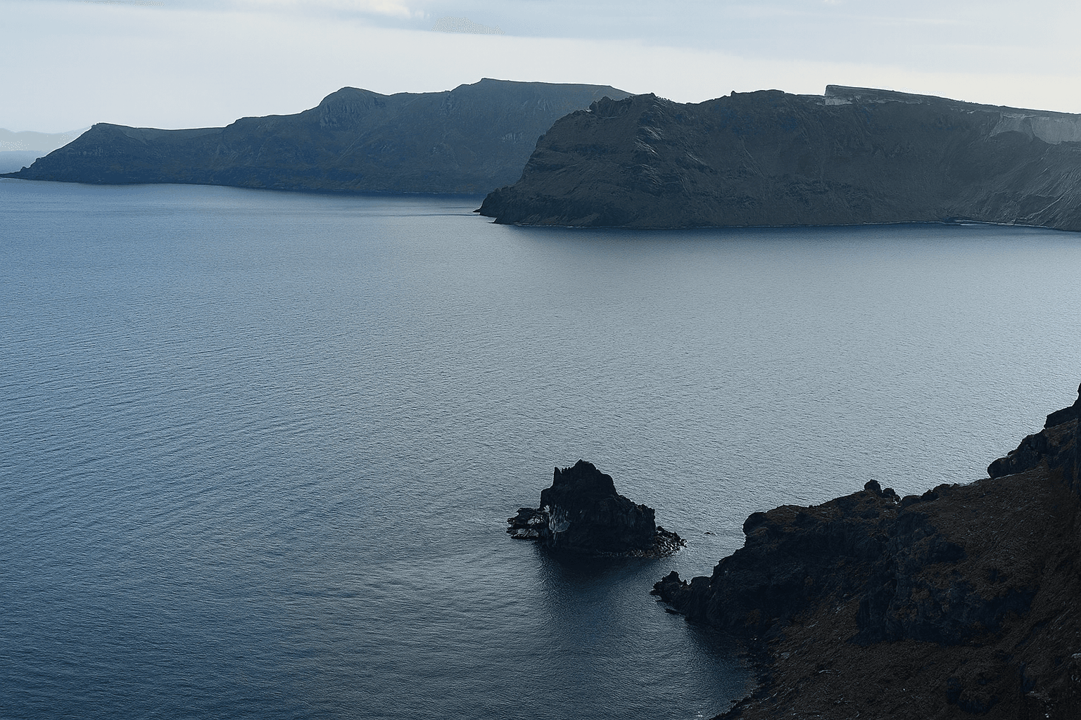 Scuba diving at Taxiarchis Wreck in Santorini